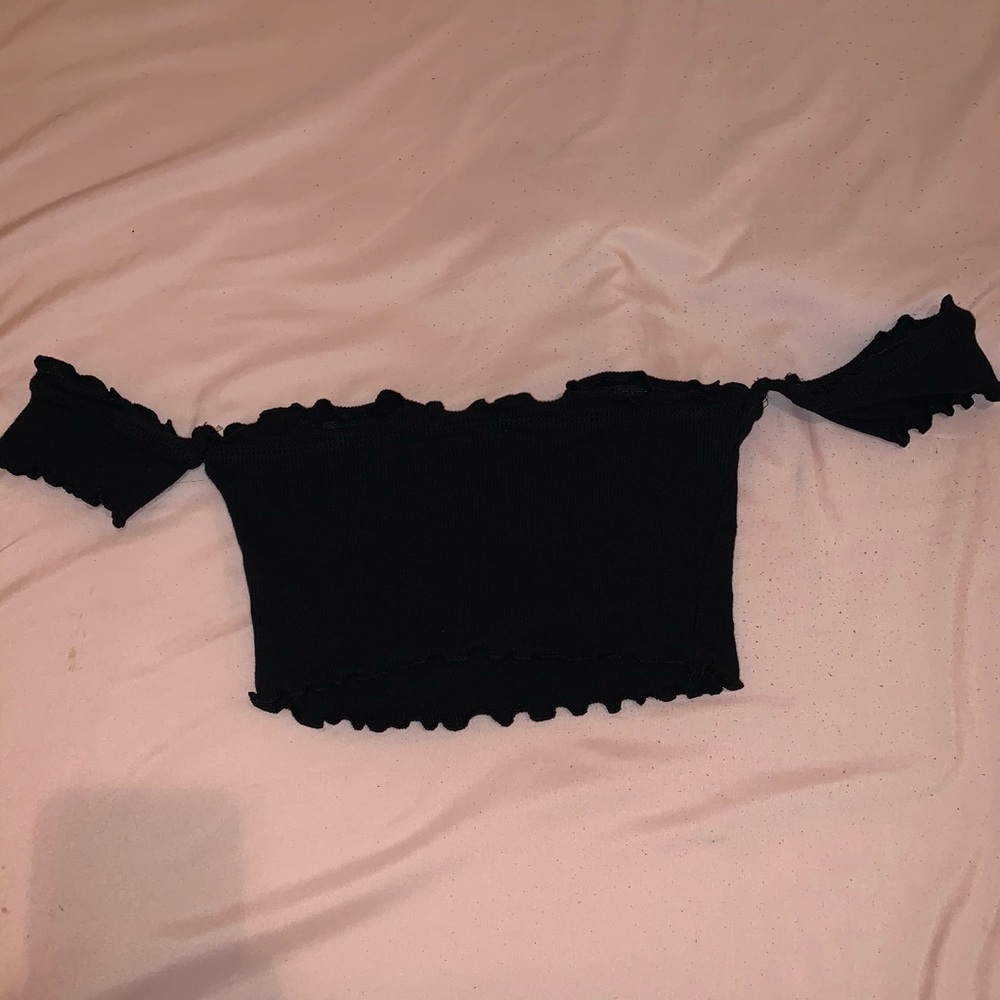 Off shoulder crop top